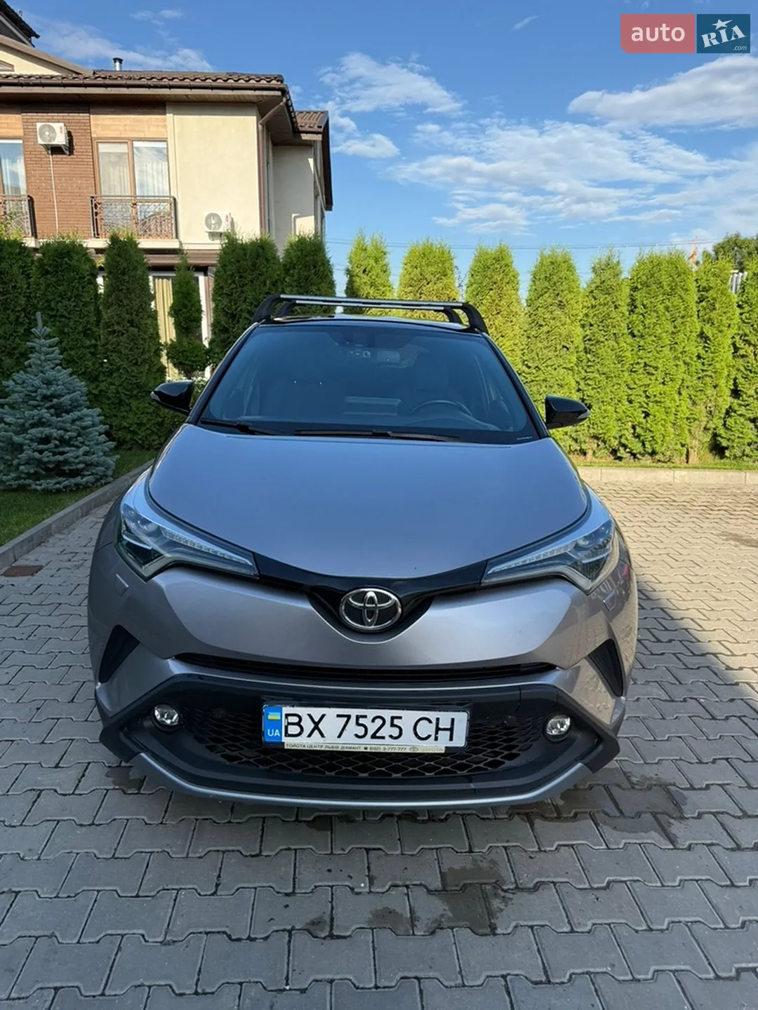 2016 Toyota C-HR - мініатюра 2