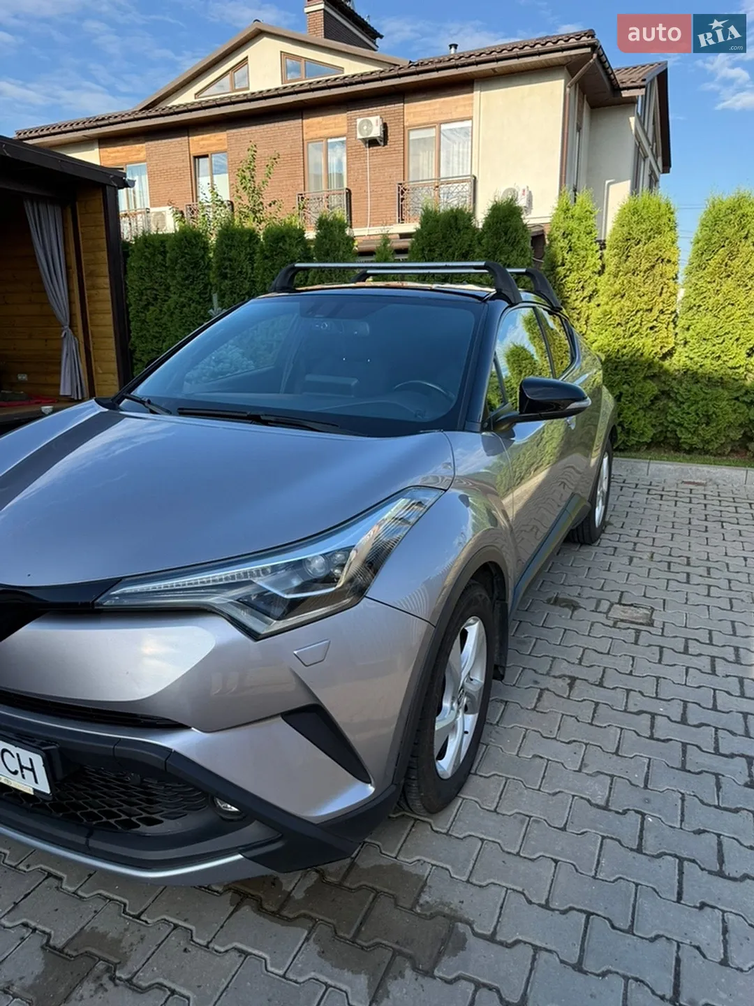 2016 Toyota C-HR - мініатюра 3