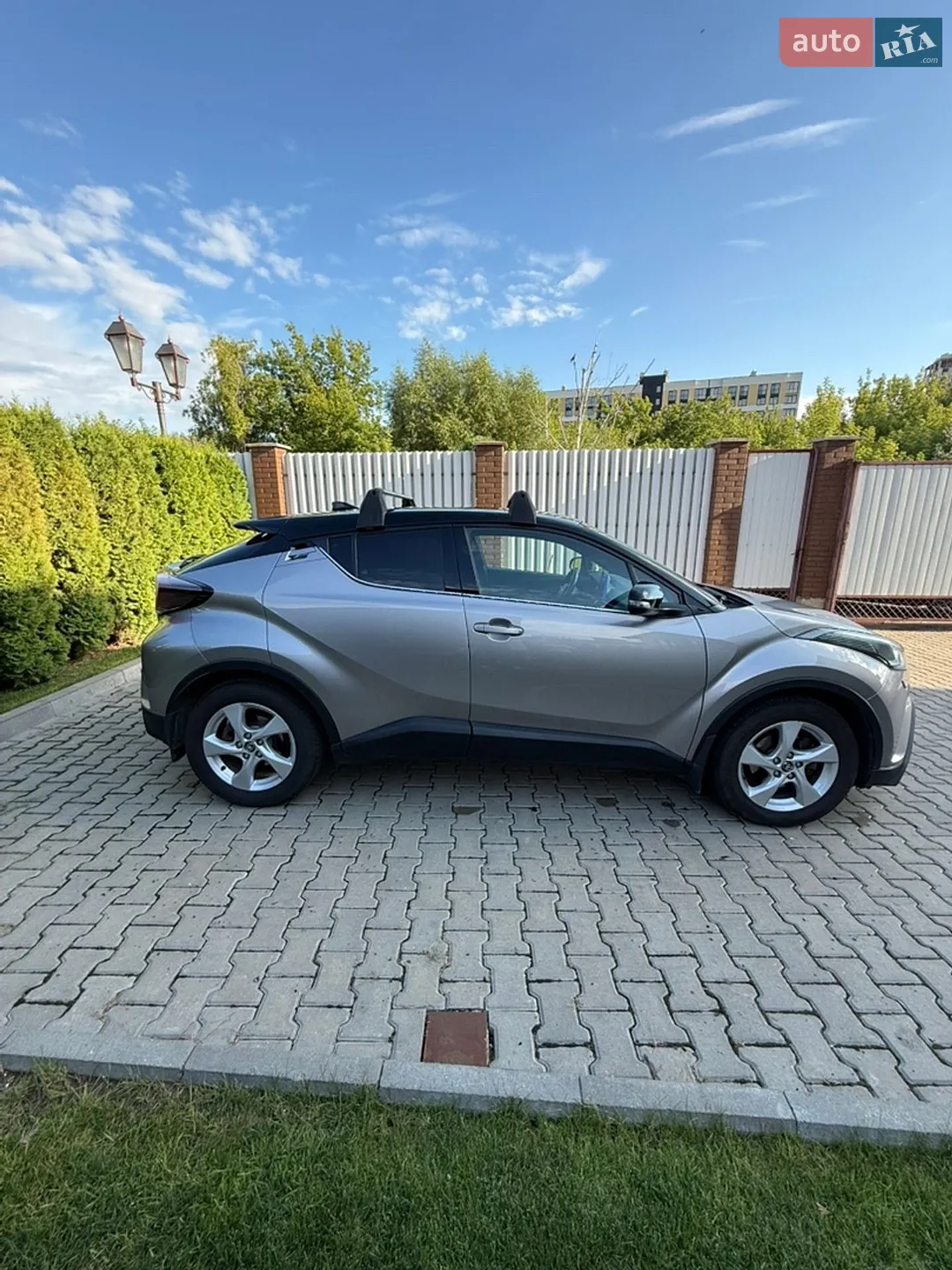 2016 Toyota C-HR - мініатюра 6