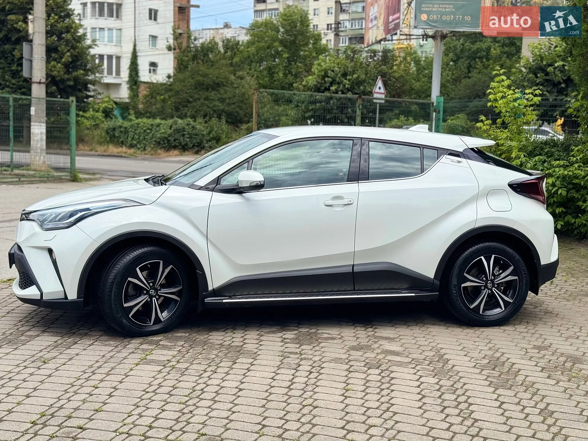2021 Toyota C-HR - мініатюра 6