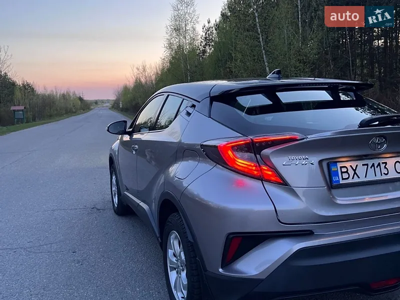 Toyota C-HR