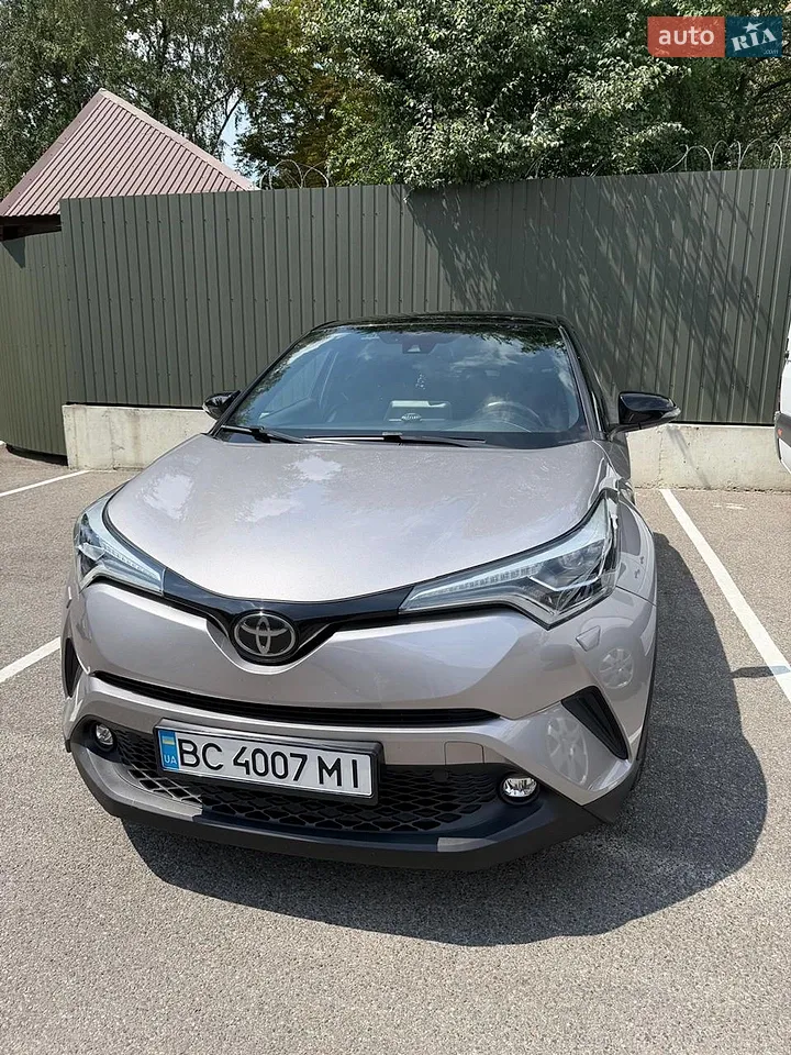 2017 Toyota C-HR - мініатюра 21