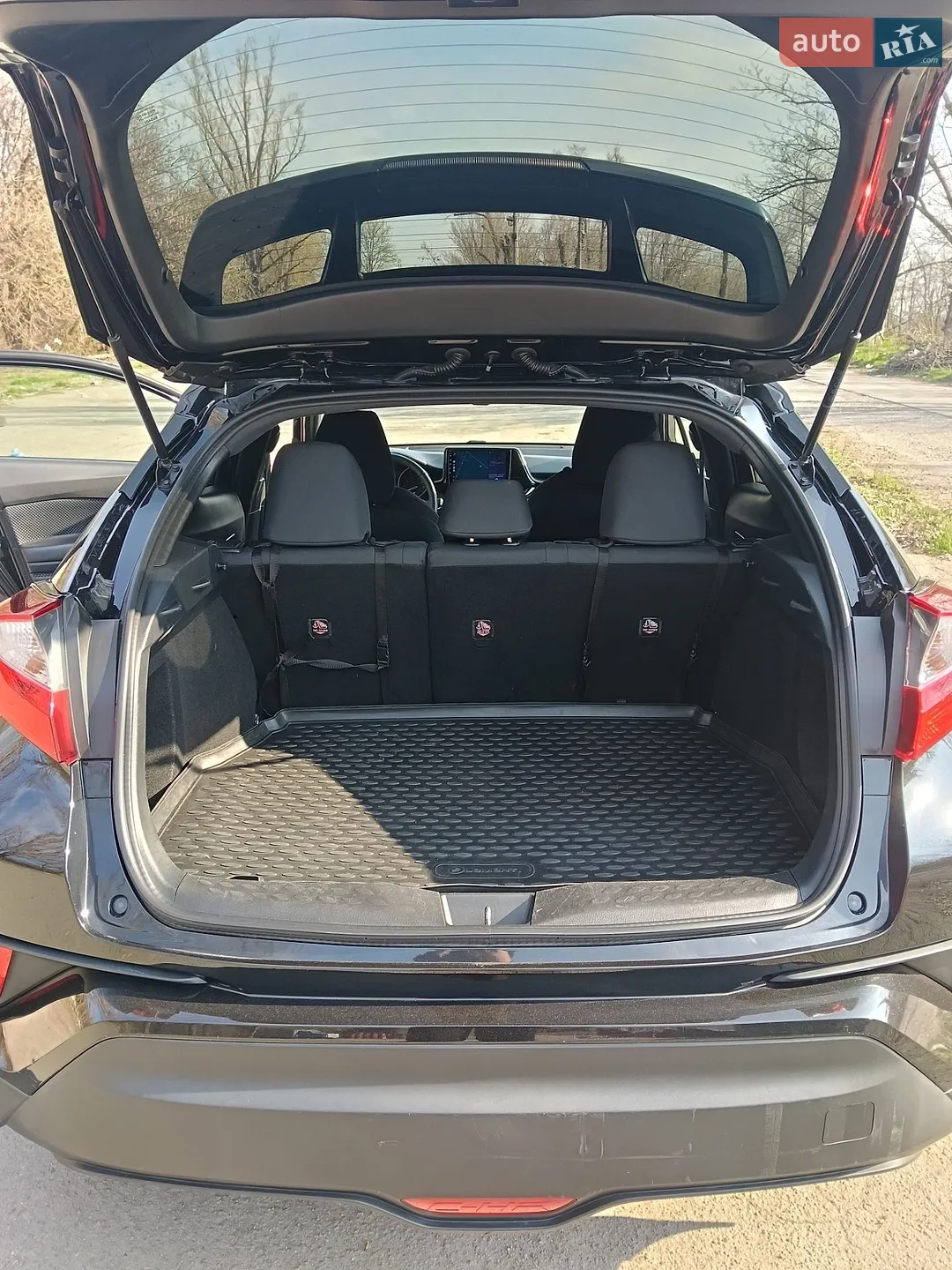 2017 Toyota C-HR - мініатюра 9