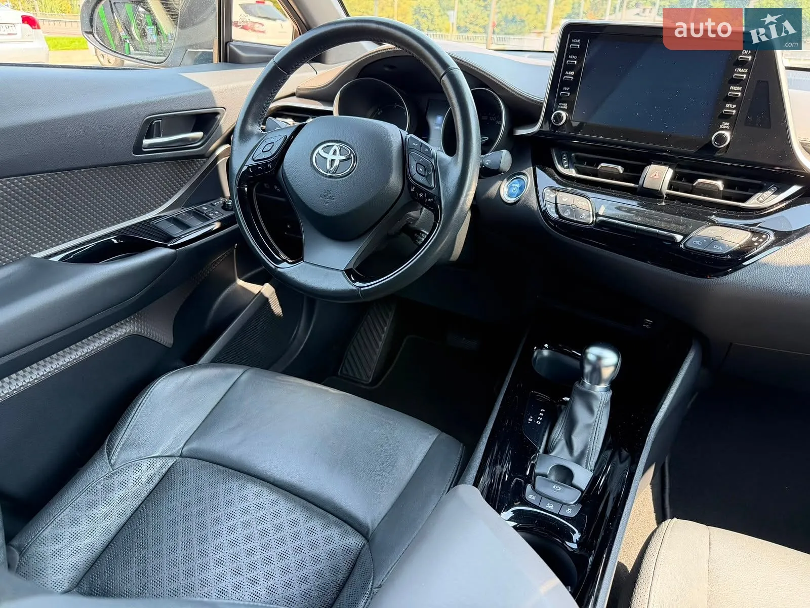 2022 Toyota C-HR - мініатюра 14
