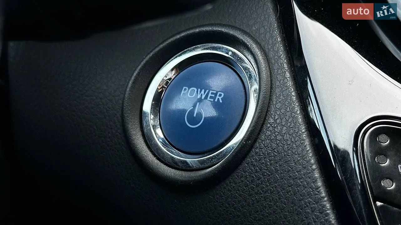 2019 Toyota C-HR - мініатюра 16