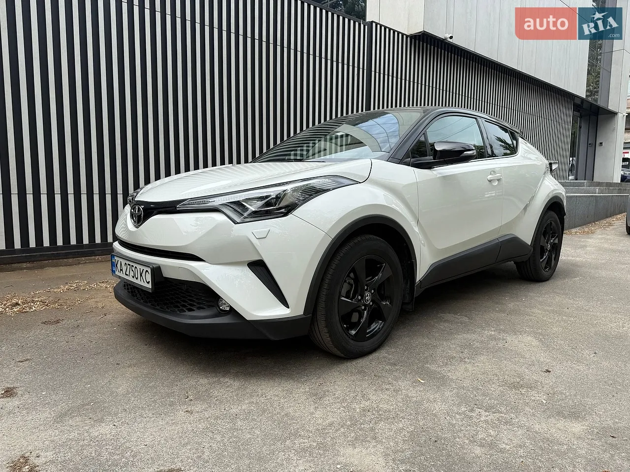 2019 Toyota C-HR - мініатюра 20