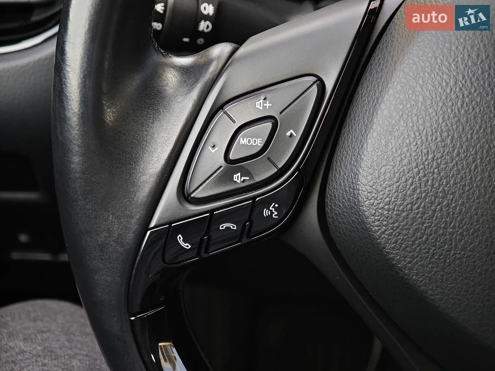 2019 Toyota C-HR - мініатюра 29