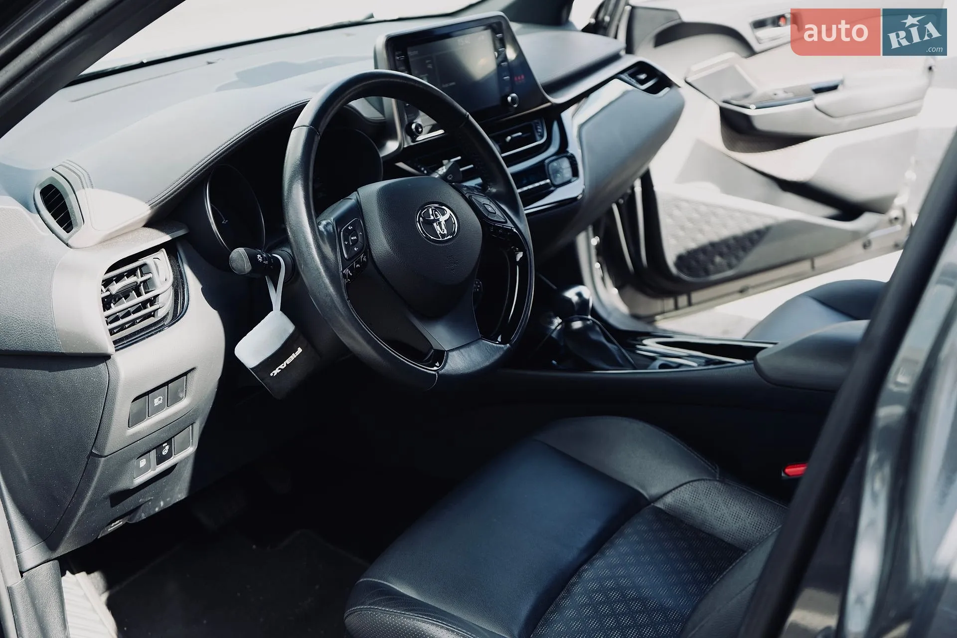 2019 Toyota C-HR - мініатюра 14