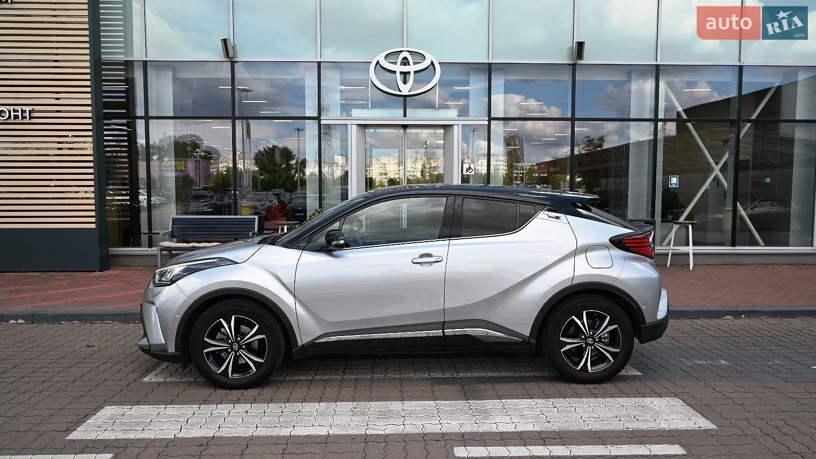 2023 Toyota C-HR - мініатюра 3