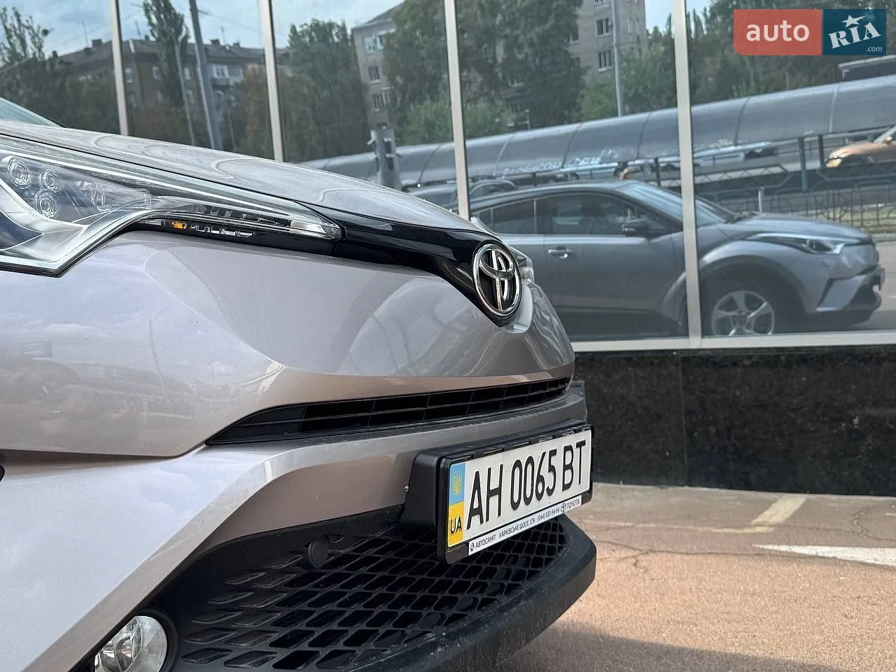 2017 Toyota C-HR - мініатюра 5