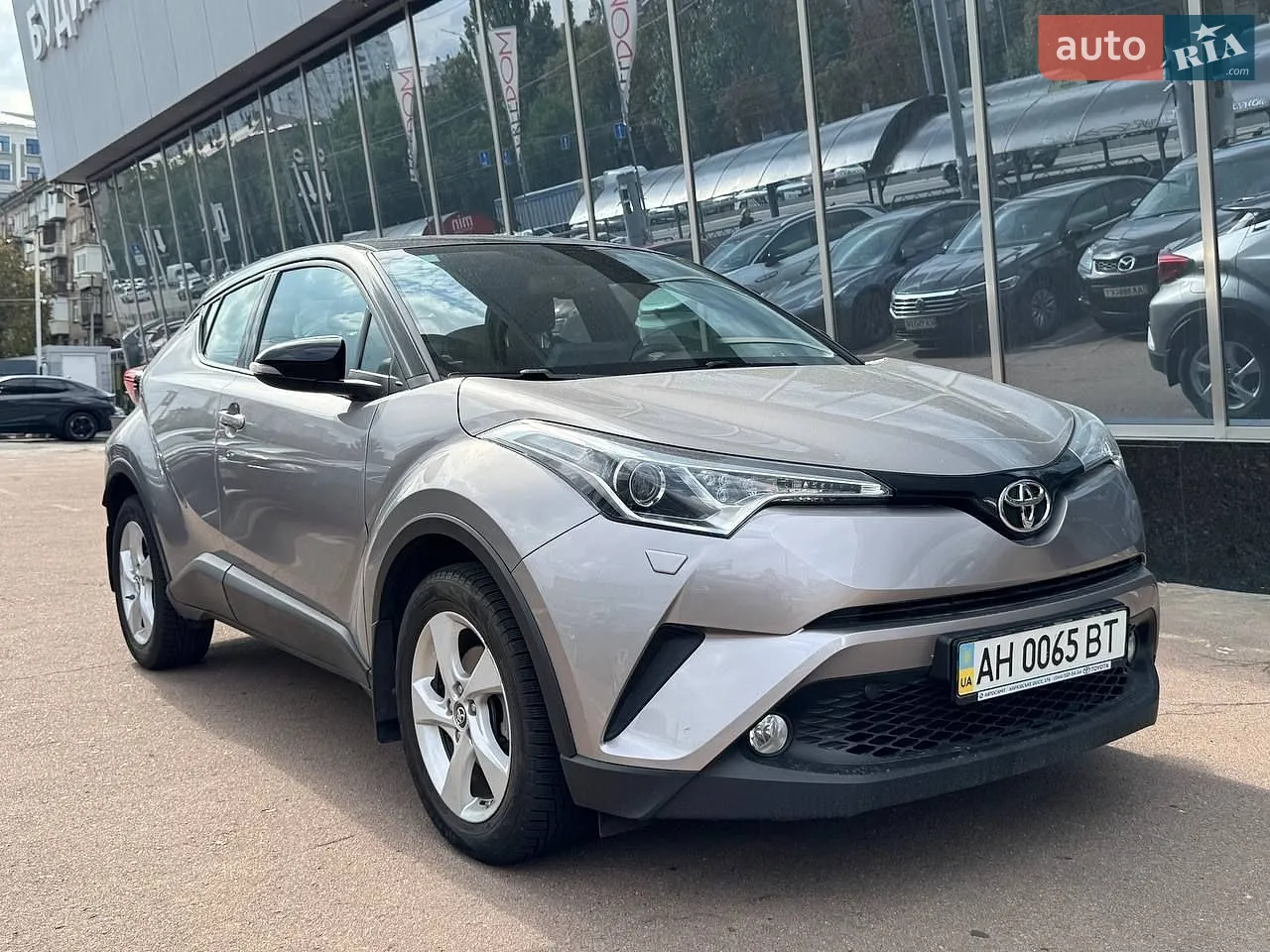 2018 Toyota C-HR - мініатюра 18