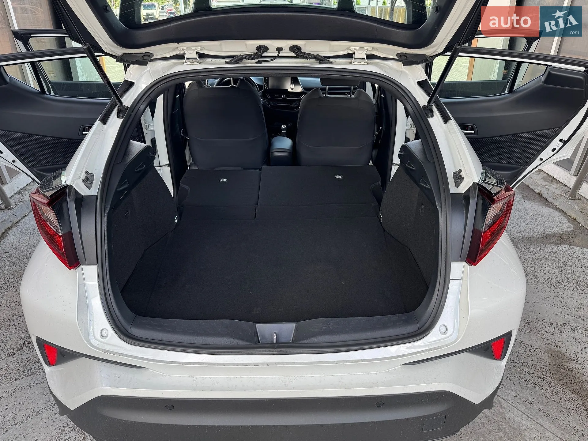 2021 Toyota C-HR - мініатюра 40