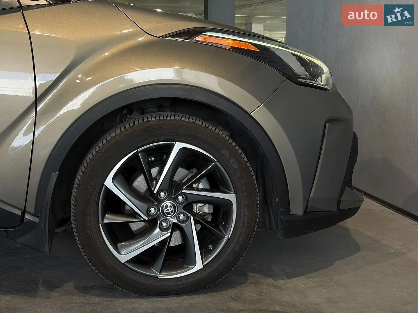 2020 Toyota C-HR - мініатюра 23