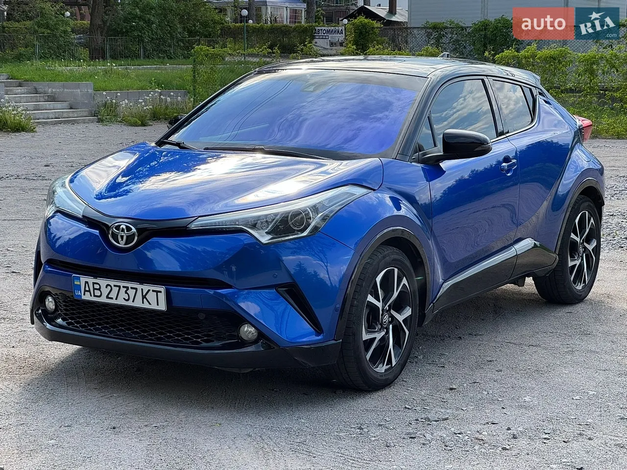 2017 Toyota C-HR - мініатюра 31