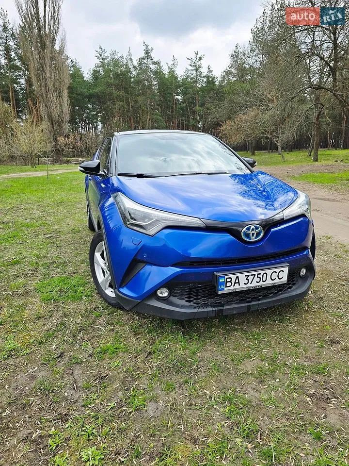 2017 Toyota C-HR - мініатюра 23