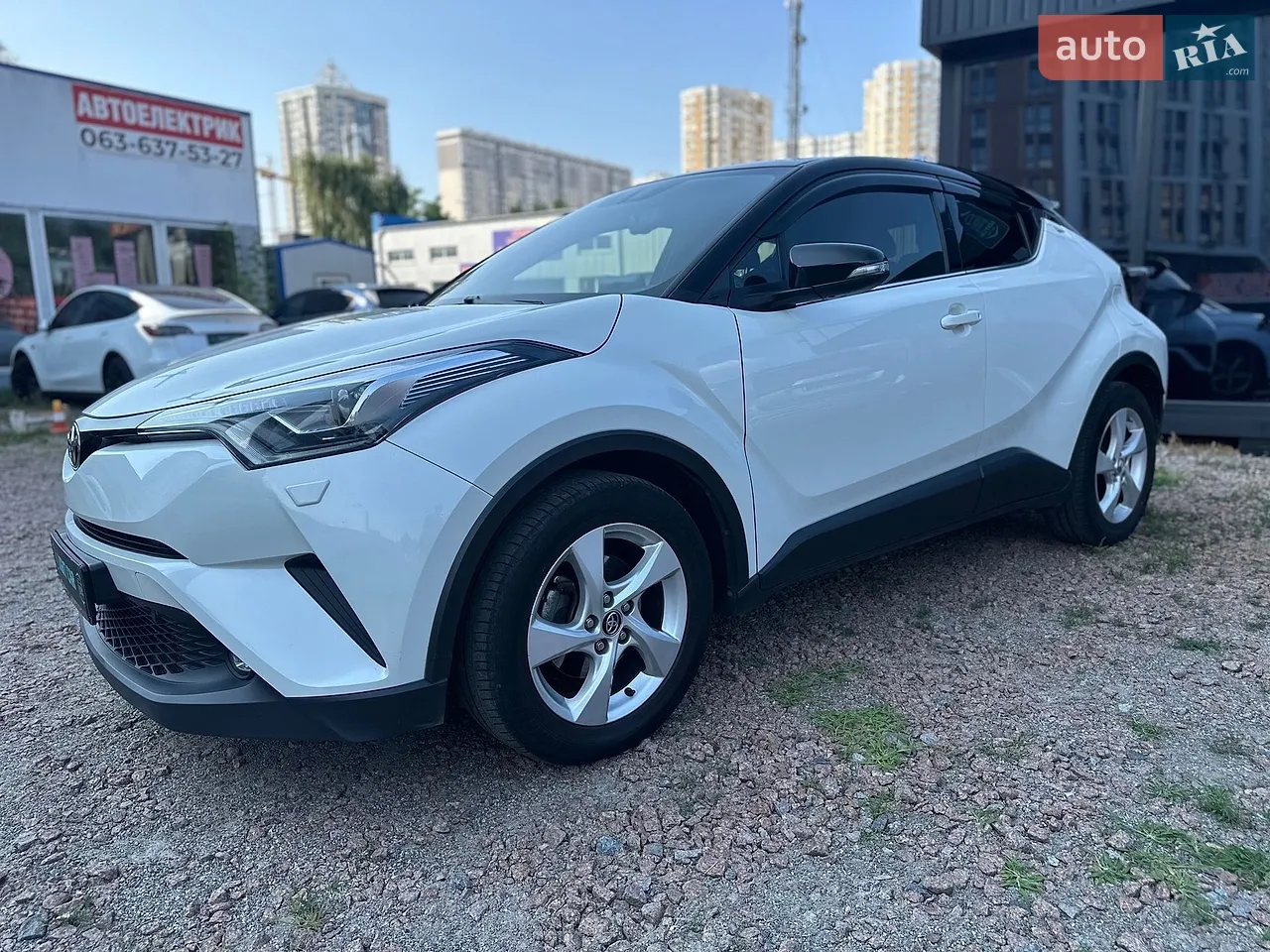2017 Toyota C-HR - мініатюра 41