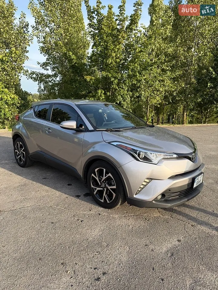 2018 Toyota C-HR - мініатюра 11