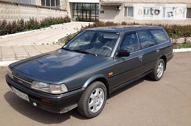Универсал Toyota Camry 1988 в 