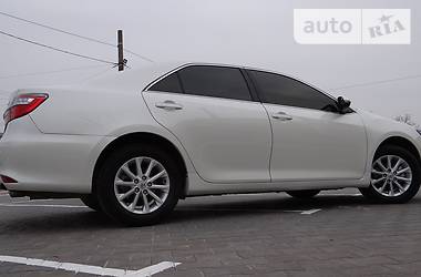 Седан Toyota Camry 2017 в Одессе