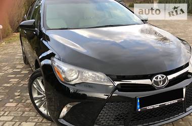 Toyota Camry 2015