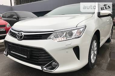 Toyota Camry 2014