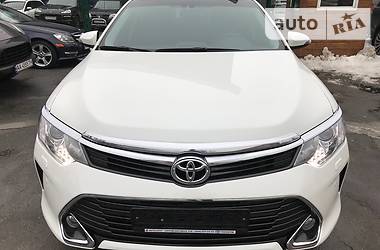 Седан Toyota Camry 2014 в Киеве