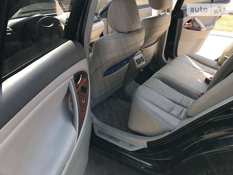 Седан Toyota Camry 2008 в Харькове