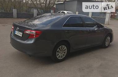 Седан Toyota Camry 2013 в Фастове