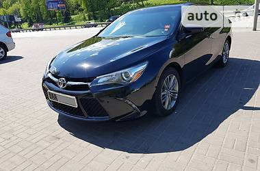 Седан Toyota Camry 2015 в Києві