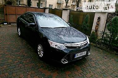 Toyota Camry 2016