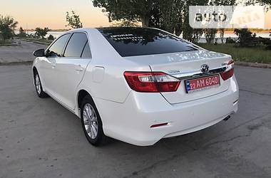 Седан Toyota Camry 2012 в Херсоне