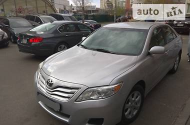 Toyota Camry 2010