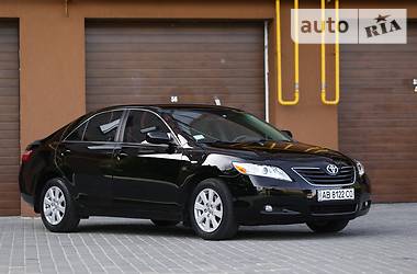 Седан Toyota Camry 2008 в Виннице