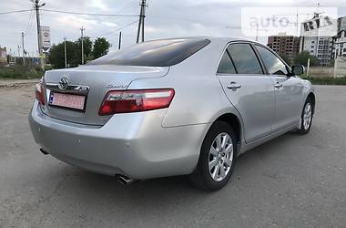 Седан Toyota Camry 2007 в Кривом Роге