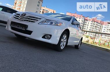 Седан Toyota Camry 2010 в Вінниці