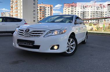 Toyota Camry 2010