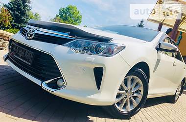 Седан Toyota Camry 2016 в Днепре