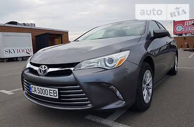 Седан Toyota Camry 2015 в 