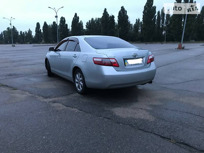Седан Toyota Camry 2007 в Черкасах