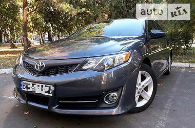 Toyota Camry 2012