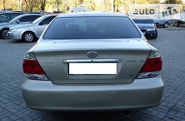 Седан Toyota Camry 2006 в Днепре