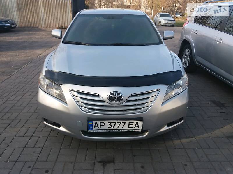 Седан Toyota Camry 2008 в Запорожье