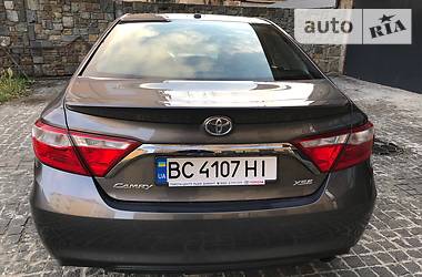 Седан Toyota Camry 2015 в 