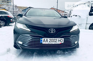 Toyota Camry 2018