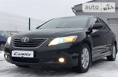 Седан Toyota Camry 2007 в Киеве