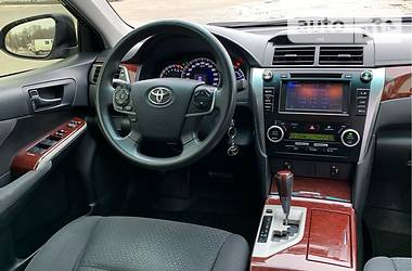 Седан Toyota Camry 2013 в Тернополе