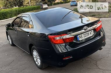 Седан Toyota Camry 2013 в Каменском