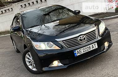 Седан Toyota Camry 2013 в Кам'янському