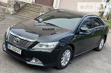 Седан Toyota Camry 2013 в Каменском