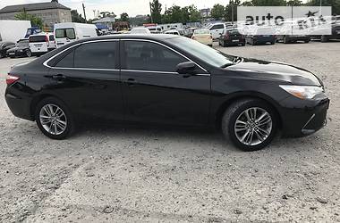 Седан Toyota Camry 2015 в 